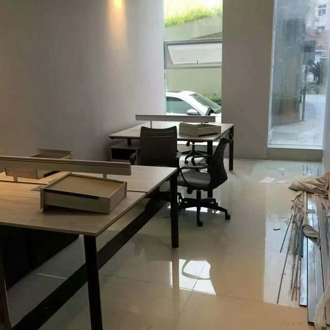 7月20日和平路趙老板門面準備治理中