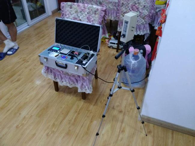 8月20日美的翰城魯女士客廳、主臥、兒童房檢測現(xiàn)場